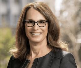 headshot of Holly Schroth